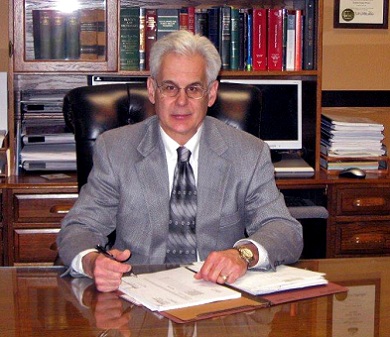 Sioux City Lawyer | Ray Edgington Profile Picture